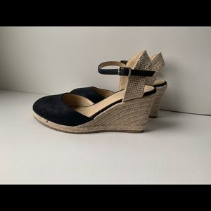 Solans Wedge Black Heel size 7.5